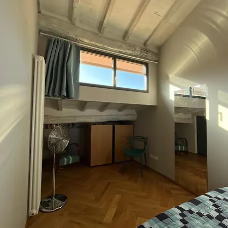 Casa Di Bianca E Emma Lucca